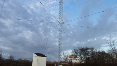 Elevated Counterpoise Systems for AM Antennas